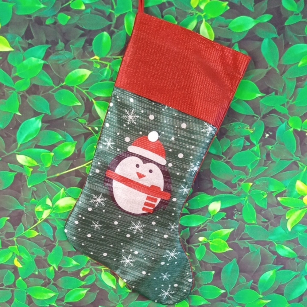 🎁 Holly Lane Penguin Christmas Stocking